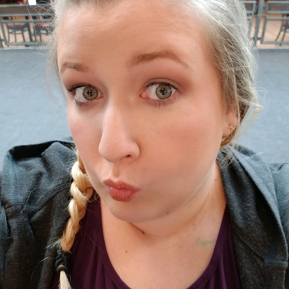 Meet your Posher, Meagan